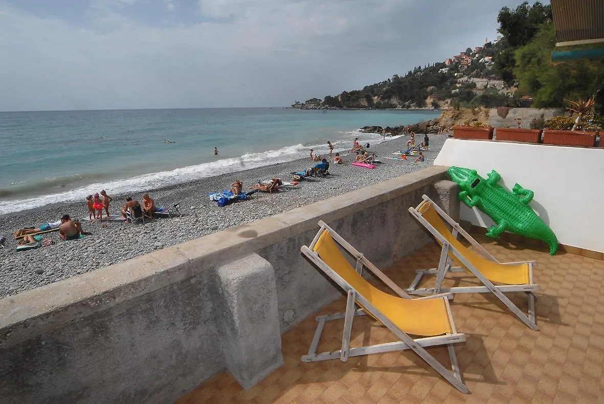 Holiday'S Beach Aparthotel Ventimiglia 0*,  Italy