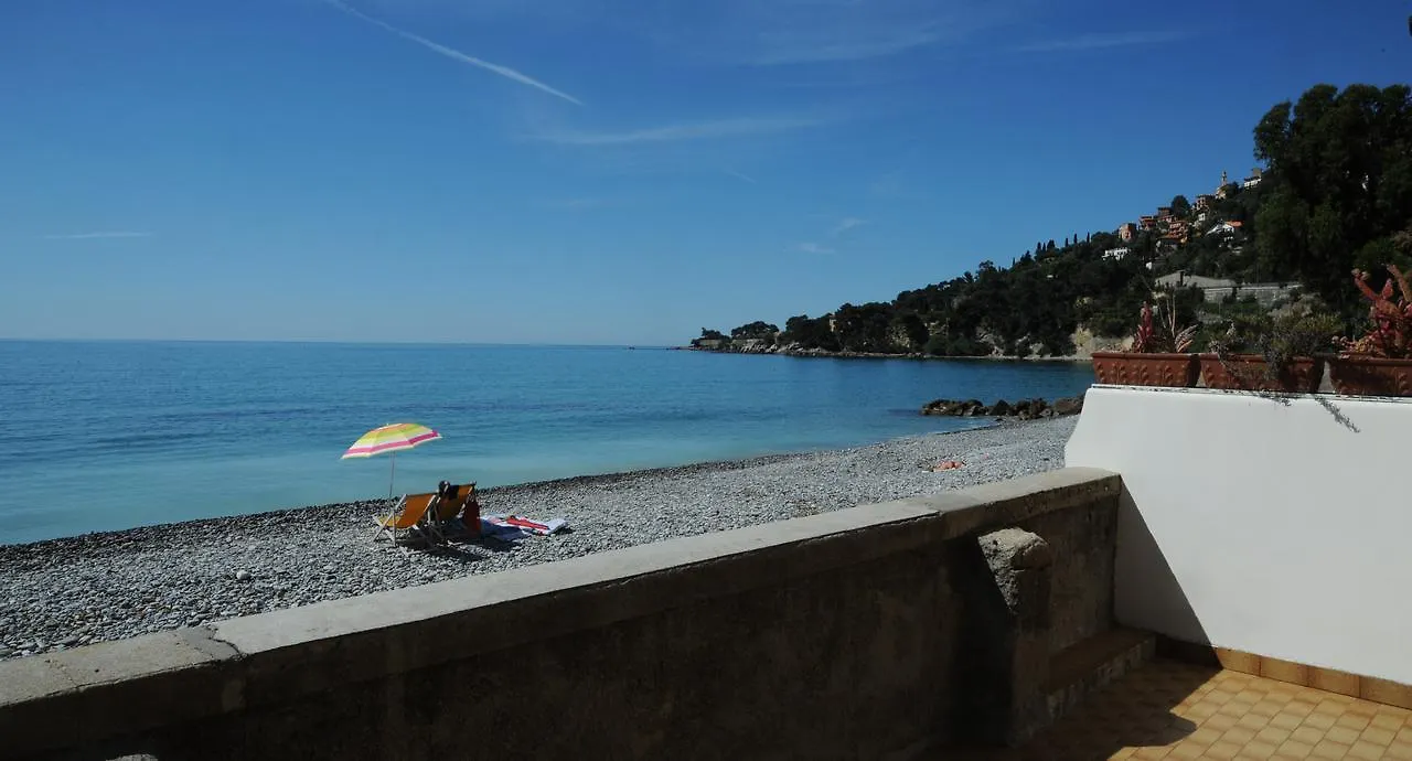 Holiday'S Beach Aparthotel Ventimiglia